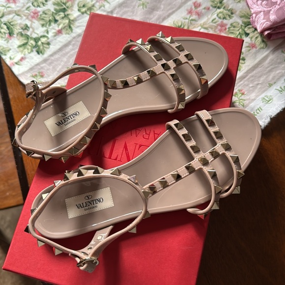 ValentinoGaravani rubber Beige Studded Sandal size37